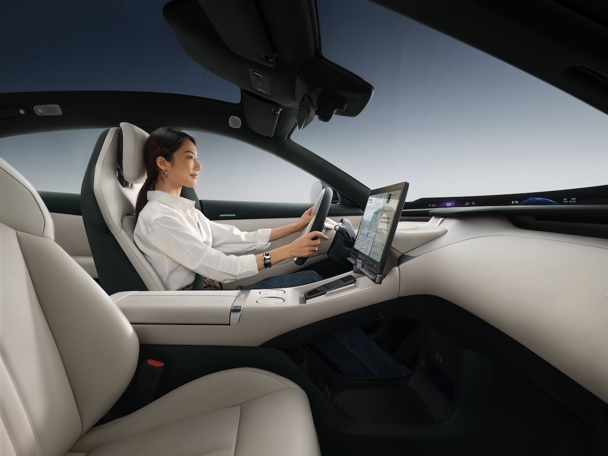 Xiaomi YU7: 240.000 ordini in 18 ore per il SUV elettrico che fa tremare il mercato