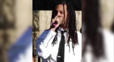 La voce di Ghali  alla manifestazione a Roma “Non in mio nome”
