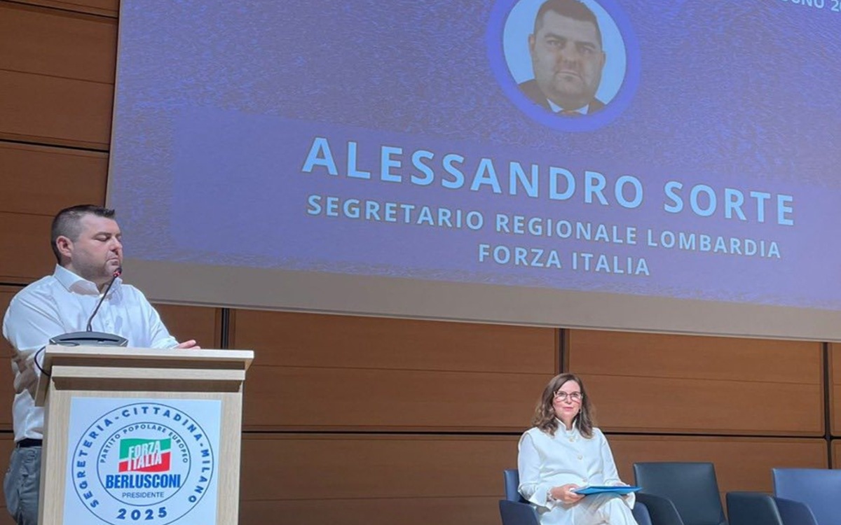 Forza Italia, Sorte infiamma il dibattito: “A Milano un candidato manager. Lombardia? Con Formigoni correva di più” Forza Italia, Sorte infiamma il dibattito: “A Milano un candidato manager. Lombardia? Con Formigoni correva di più”