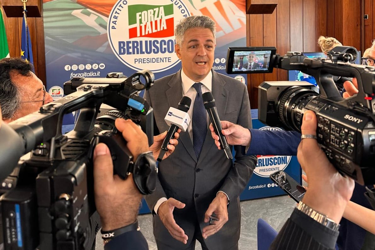 Baldelli (FI) in prima linea per i consumatori: dal 19 agosto blocchi contro le chiamate moleste Baldelli (FI) in prima linea per i consumatori: dal 19 agosto blocchi contro le chiamate moleste