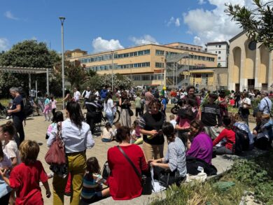 Nuovo terremoto ai Campi Flegrei, scossa di magnitudo 4,6 avvertita in tutta Napoli: è la più violenta degli ultimi 40 anni