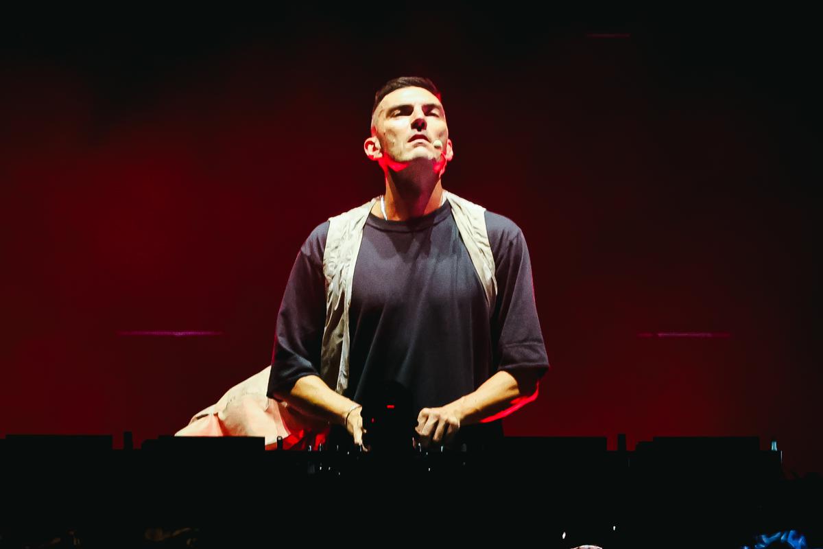 “La festa da ballo più grande di sempre”, così Gabry Ponte ha conquistato San Siro. Con una promessa finale… “La festa da ballo più grande di sempre”, così Gabry Ponte ha conquistato San Siro. Con una promessa finale…