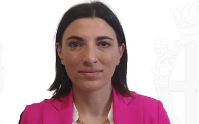 Chi è Alessandra Durante, l’assessora lecchese anti-bullismo che insultava sui social un cittadino con un profilo anonimo