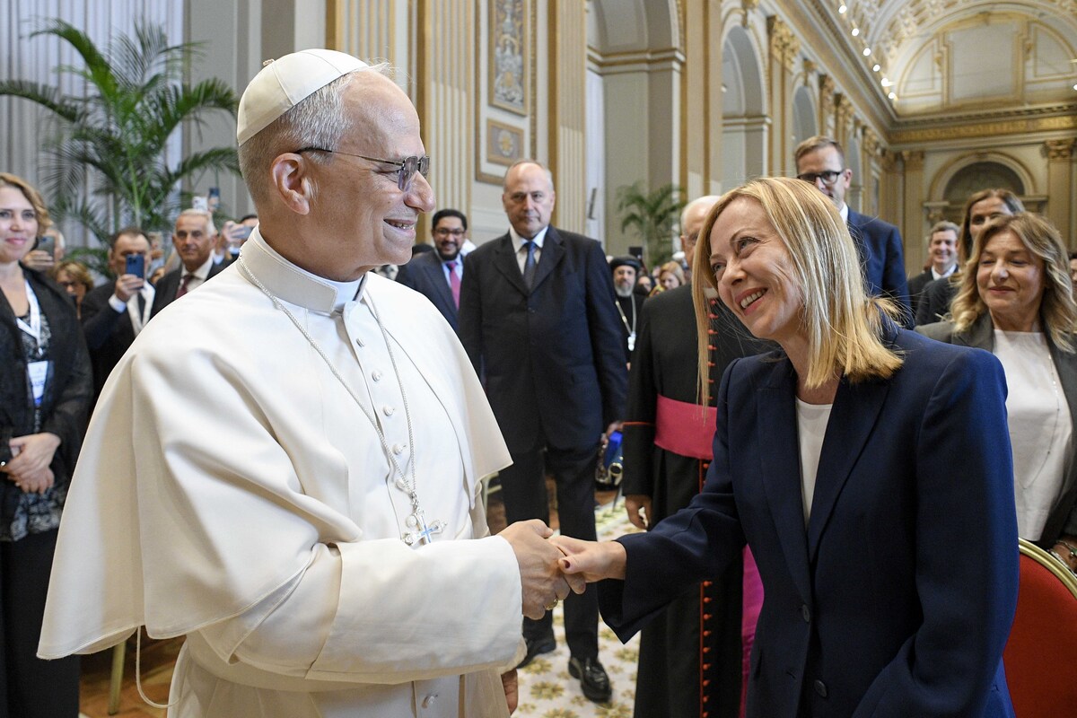 Meloni in visita da Papa Leone XIV. Incontro anche con il segretario di Stato Parolin. Guerre e temi etici i punti chiave Meloni in visita da Papa Leone XIV. Incontro anche con il segretario di Stato Parolin. Guerre e temi etici i punti chiave