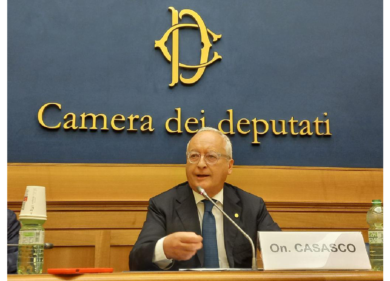 Tasse, Forza Italia rilancia: “Tagliare l’aliquota Irpef al 33% fino a 60mila euro. Ottimizziamo i bonus e teniamo quelli realmente utili”