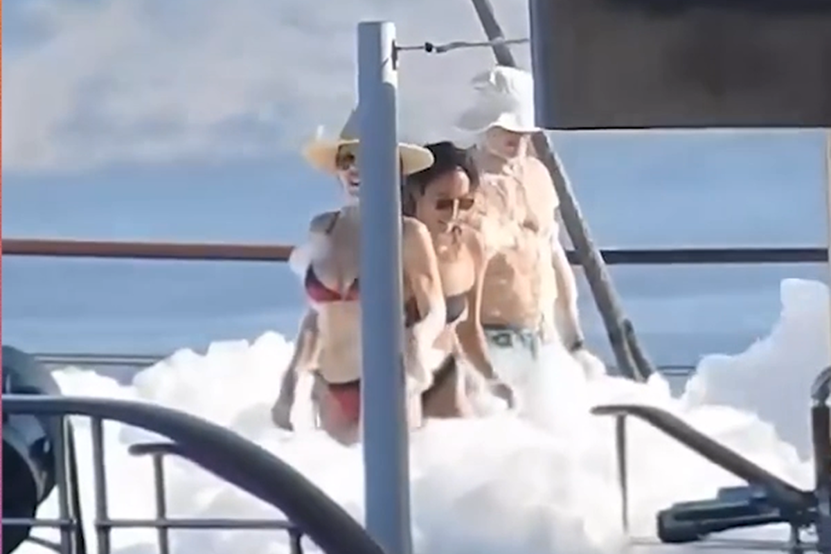 Jeff Bezos e Lauren Sanchez innamorati del Belpaese: ecco quale città italiana hanno scelto per la luna di miele