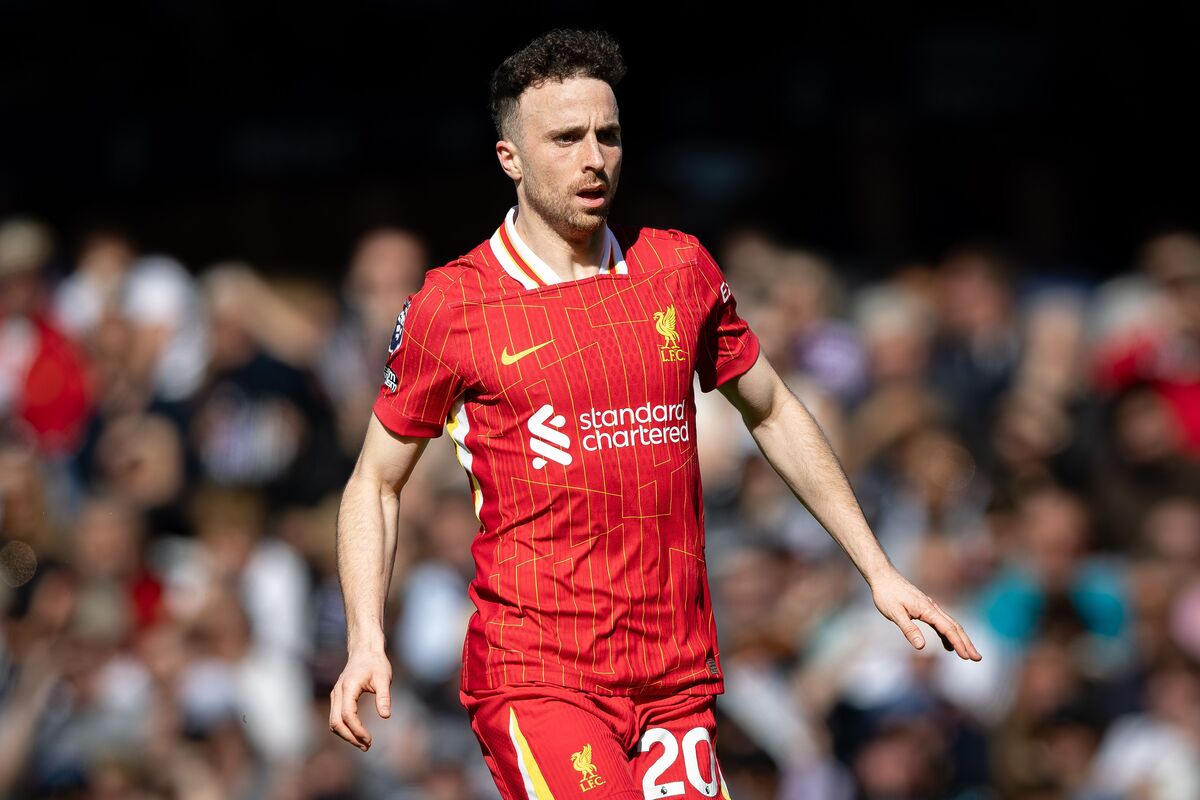 Chi era Diogo Jota, l’attaccante del Liverpool morto a 28 anni in un incidente stradale: si era sposato da 10 giorni