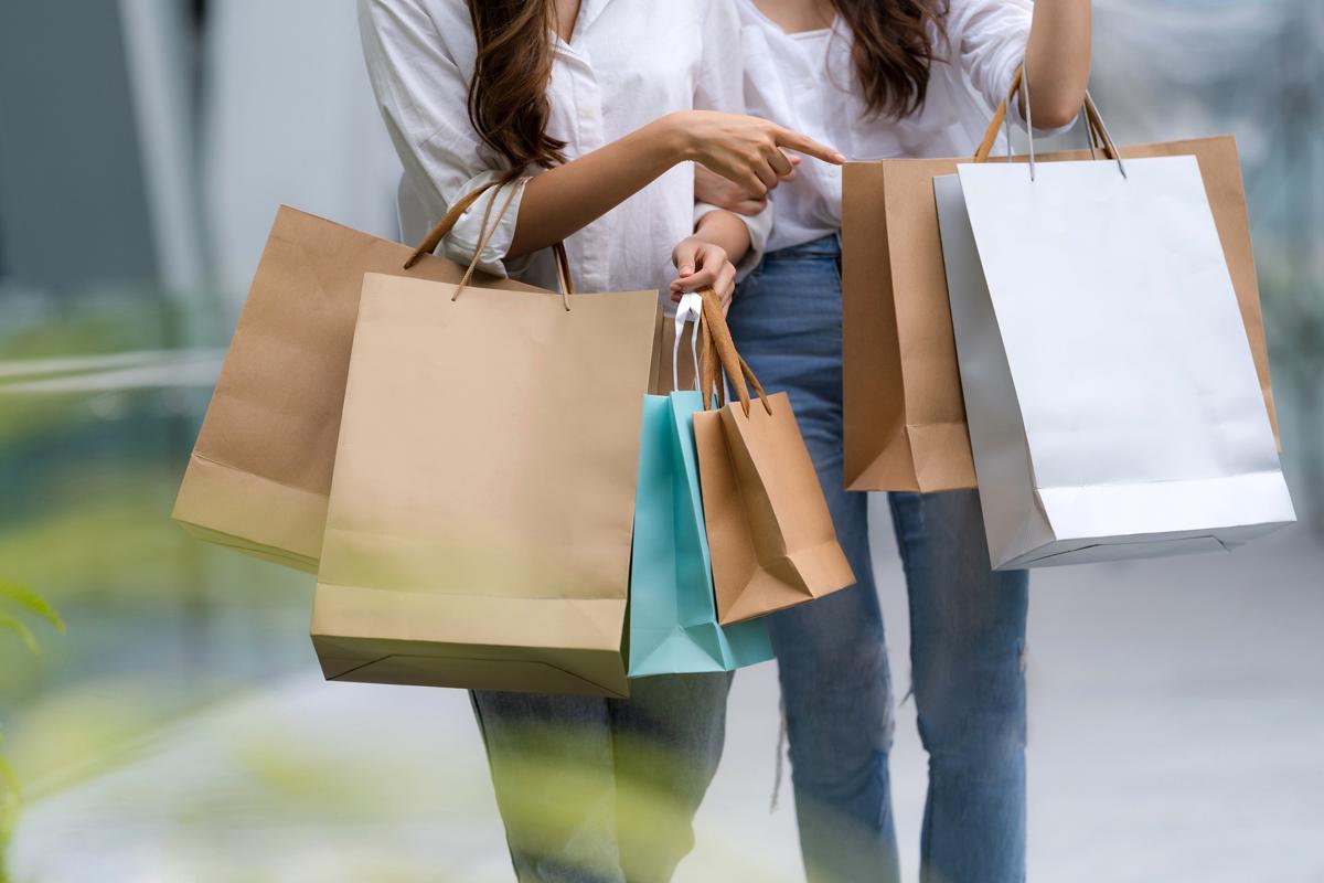 Confcommercio, spesa per i saldi estivi: in Lombardia previsione di mezzo miliardo di euro Confcommercio, spesa per i saldi estivi: in Lombardia previsione di mezzo miliardo di euro