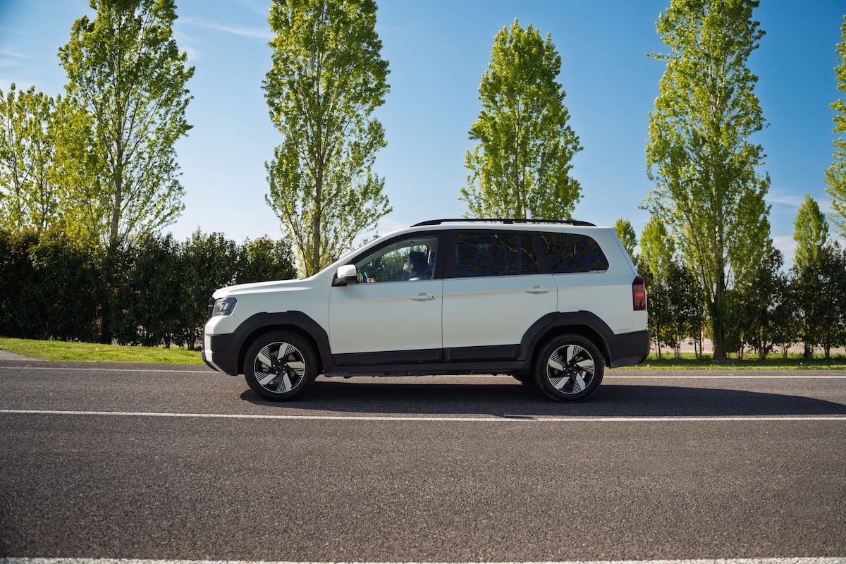 G03F Super Hybrid, la svolta di SWM: il SUV che punta dritto al cuore del segmento C