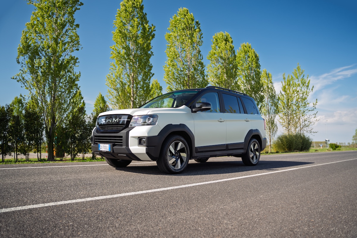 G03F Super Hybrid, la svolta di SWM: il SUV che punta dritto al cuore del segmento C