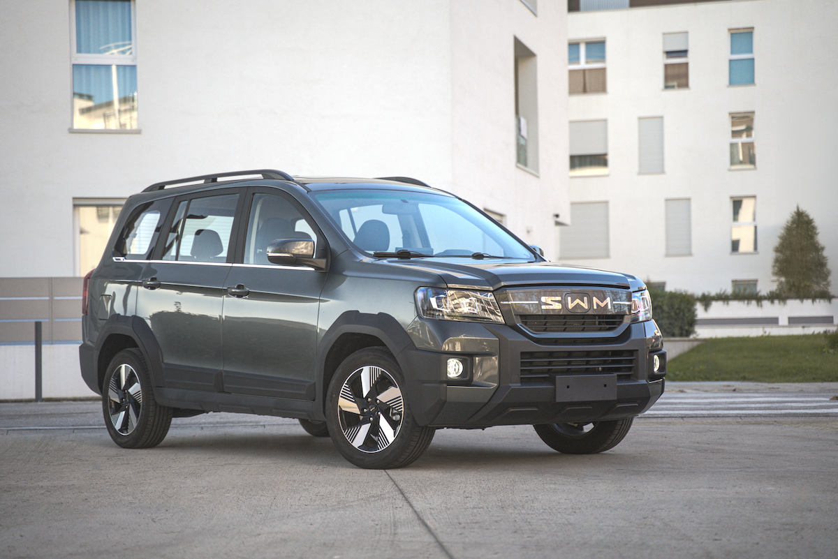 G03F Super Hybrid, la svolta di SWM: il SUV che punta dritto al cuore del segmento C