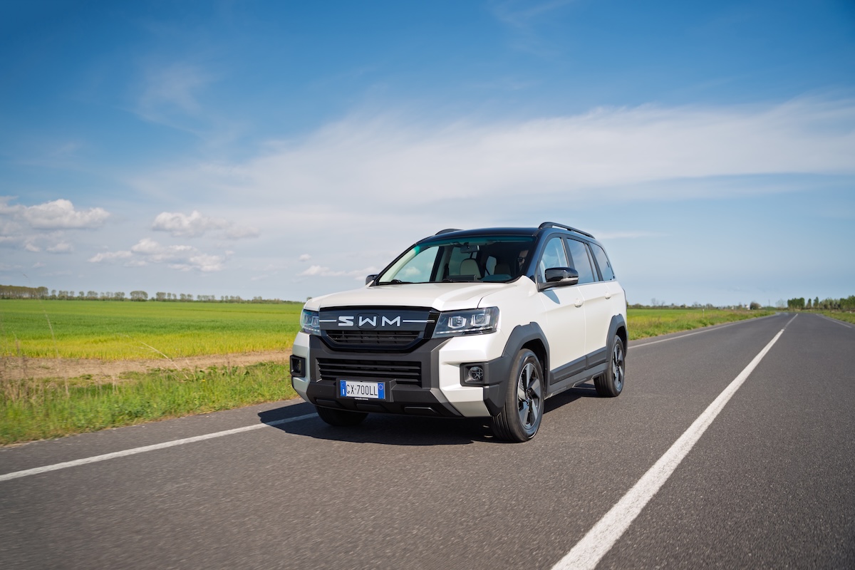 G03F Super Hybrid, la svolta di SWM: il SUV che punta dritto al cuore del segmento C