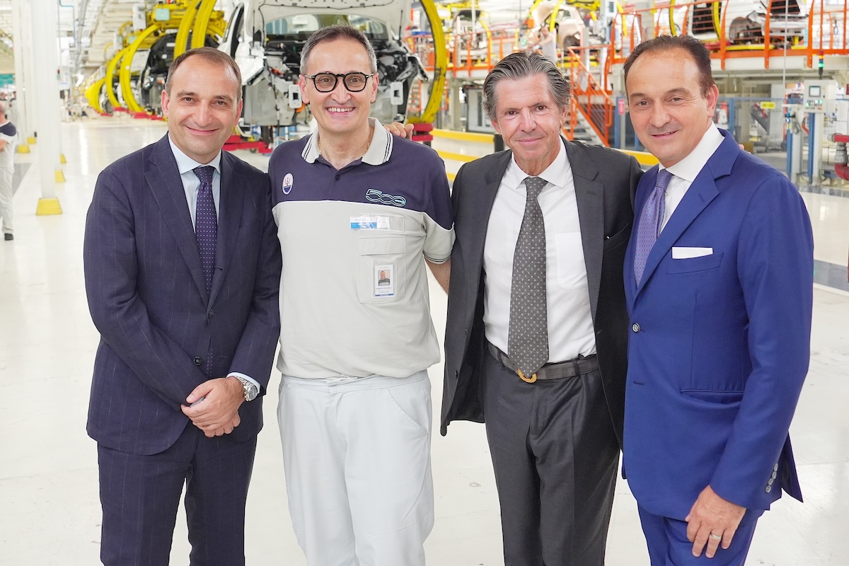 Nuova Fiat 500 ibrida: produzione a Mirafiori, 5.000 auto nel 2025 Nuova Fiat 500 ibrida: produzione a Mirafiori, 5.000 auto nel 2025