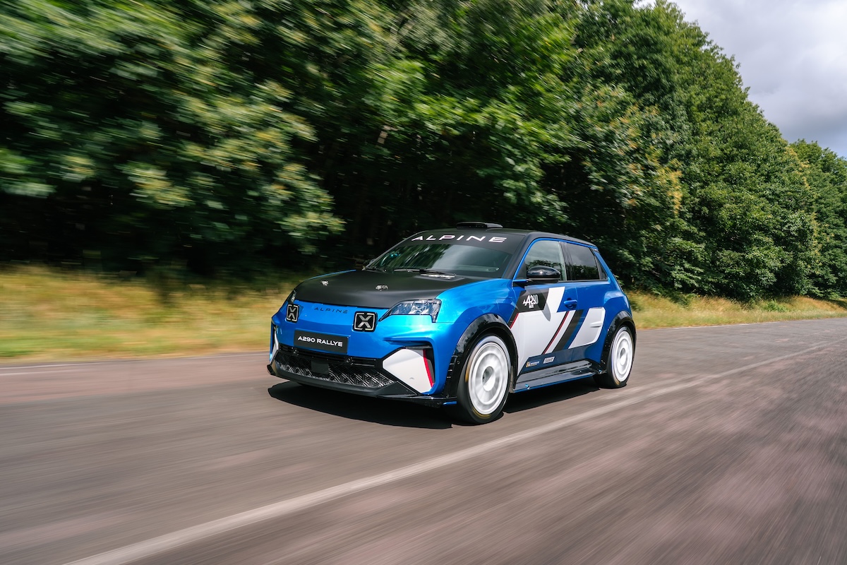 Alpine A290 Rallye: la prima auto da rally elettrica per clienti debutta in Francia Alpine A290 Rallye: la prima auto da rally elettrica per clienti debutta in Francia