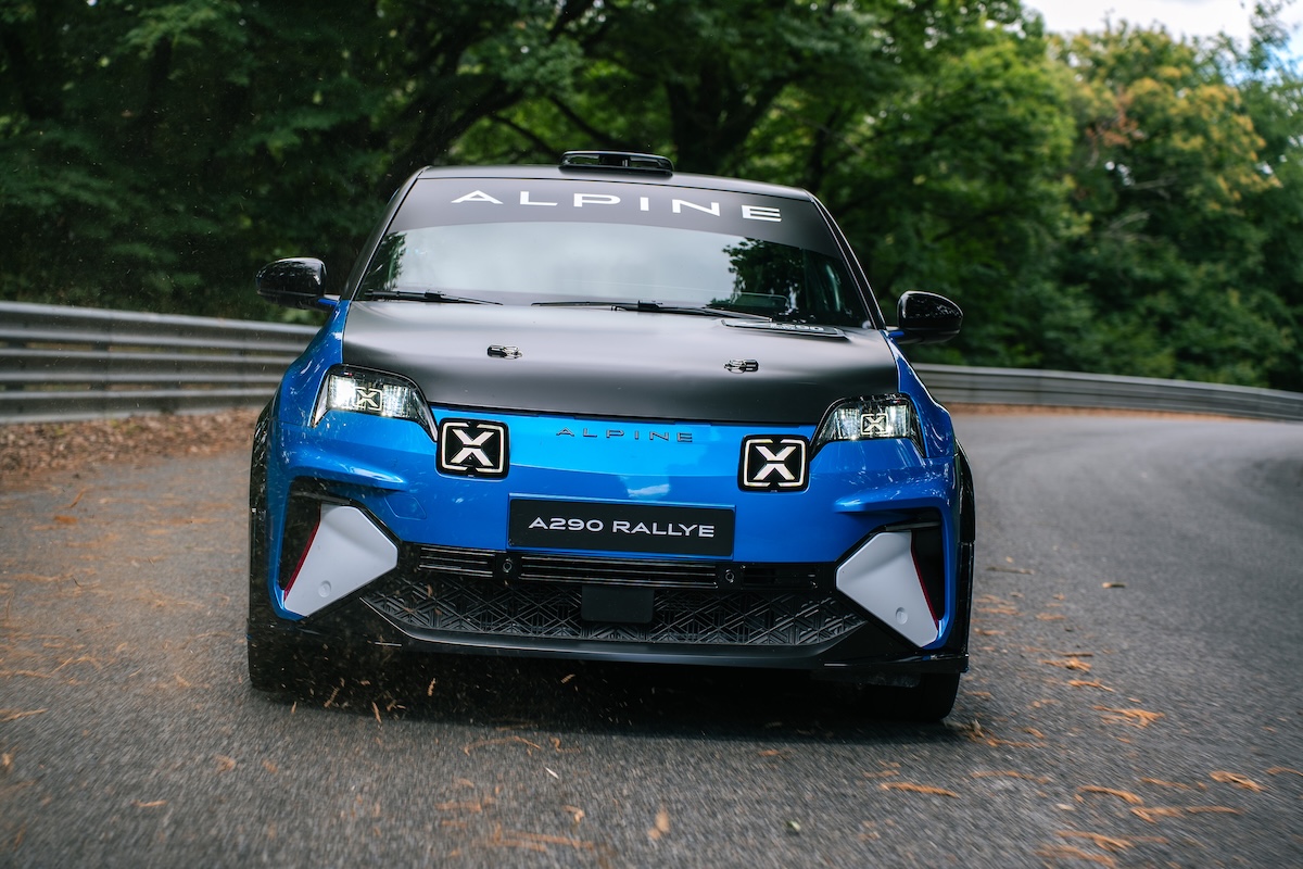 Alpine A290 Rallye: la prima auto da rally elettrica per clienti debutta in Francia Alpine A290 Rallye: la prima auto da rally elettrica per clienti debutta in Francia