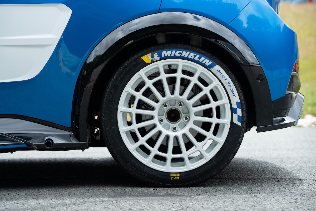 Alpine A290 Rallye: la prima auto da rally elettrica per clienti debutta in Francia Alpine A290 Rallye: la prima auto da rally elettrica per clienti debutta in Francia