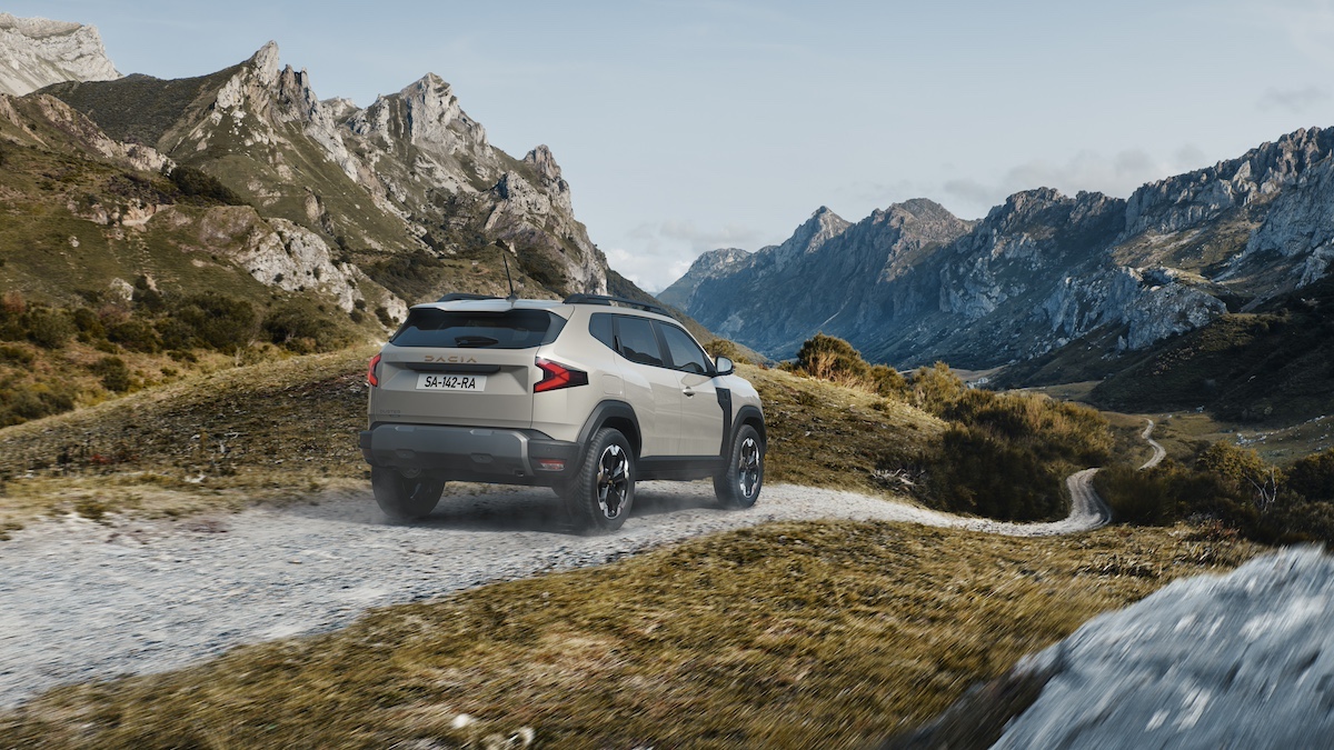 Nuova Dacia Duster 2025: più ADAS, comfort e tecnologia di bordo Nuova Dacia Duster 2025: più ADAS, comfort e tecnologia di bordo