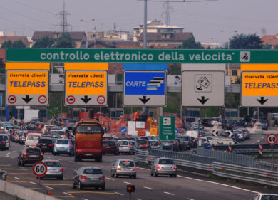 Rincari dei pedaggi autostradali, dopo la bufera esulta la Sx. Schlein: “Ritirato ufficialmente l’emendamento. Se ci riproveranno li fermeremo di nuovo”