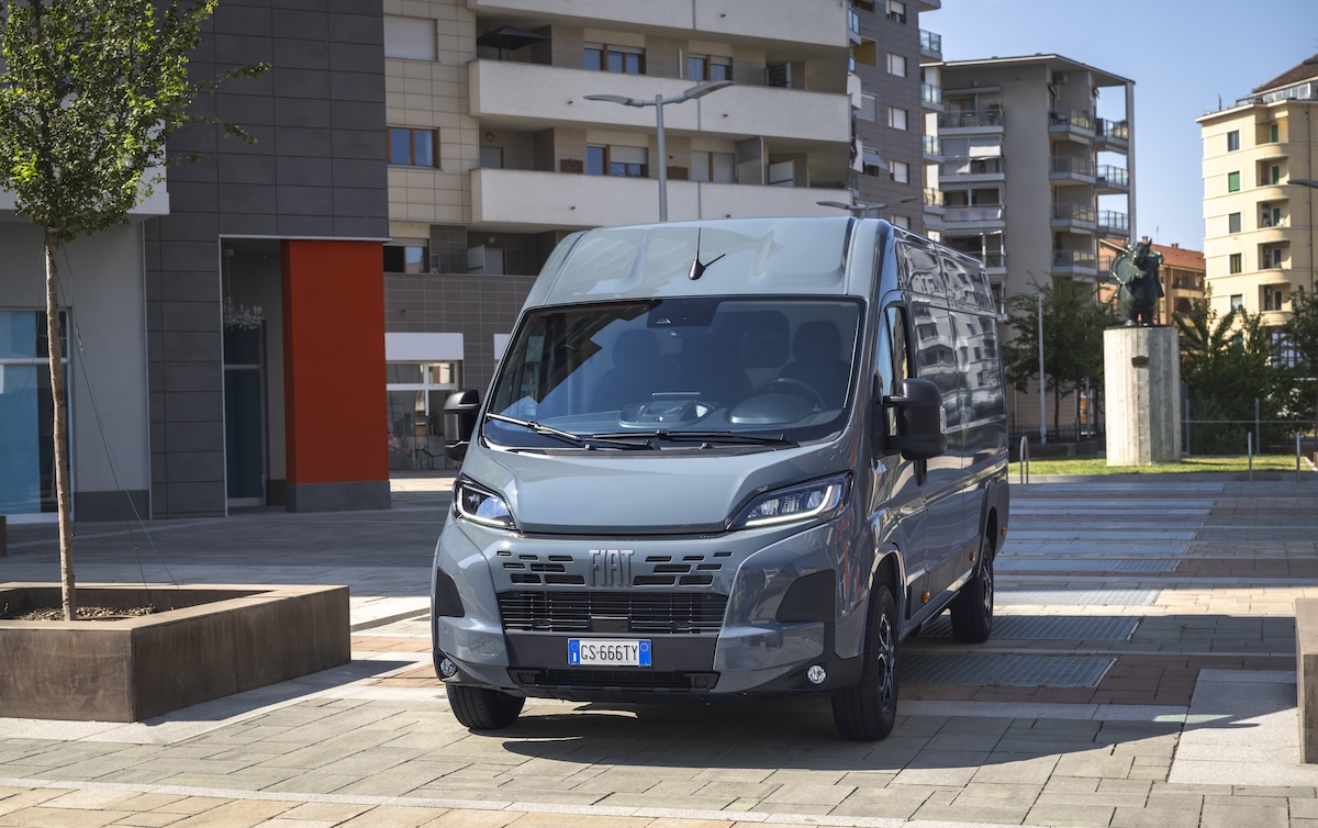 FIAT Ducato Cargo Box BEV: al via la produzione elettrica ad Atessa FIAT Ducato Cargo Box BEV: al via la produzione elettrica ad Atessa