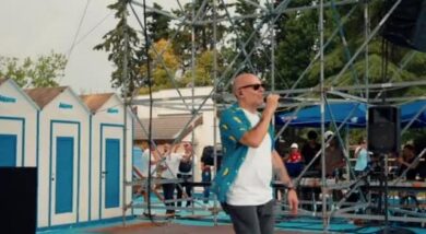 Gli anni d’oro di Max Pezzali non finiscono mai, nuovi live nel 2026