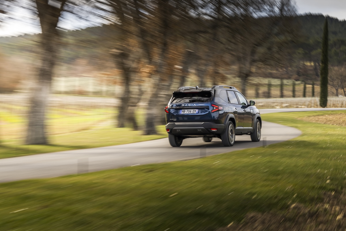 Dacia Bigster: spazio e modularità da record per il nuovo SUV familiare Dacia Bigster: spazio e modularità da record per il nuovo SUV familiare