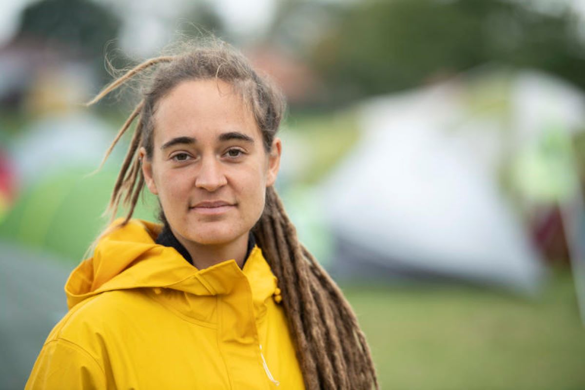 Chi è Carola Rackete, dallo scontro con Salvini sui migranti alle dimissioni da europarlamentare Chi è Carola Rackete, dallo scontro con Salvini sui migranti alle dimissioni da europarlamentare