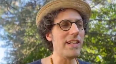 Giacomo Lariccia feat. Noa e Mira Awad cantano la pace e la solidarietà