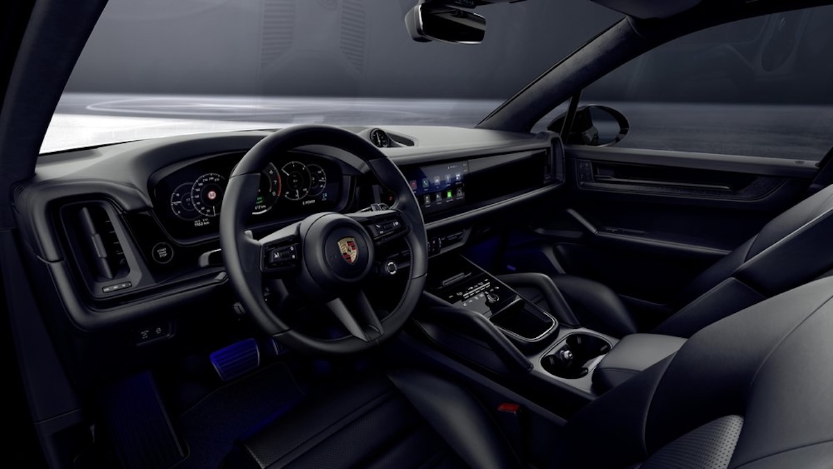 Porsche Black Edition: eleganza in nero per Taycan e Cayenne 2025