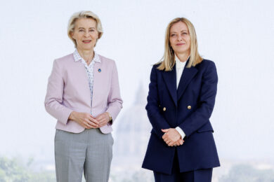 Ue, Meloni ha giocato d’azzardo sulla mozione contro Ursula. I veri motivi del non voto di Fratelli d’Italia