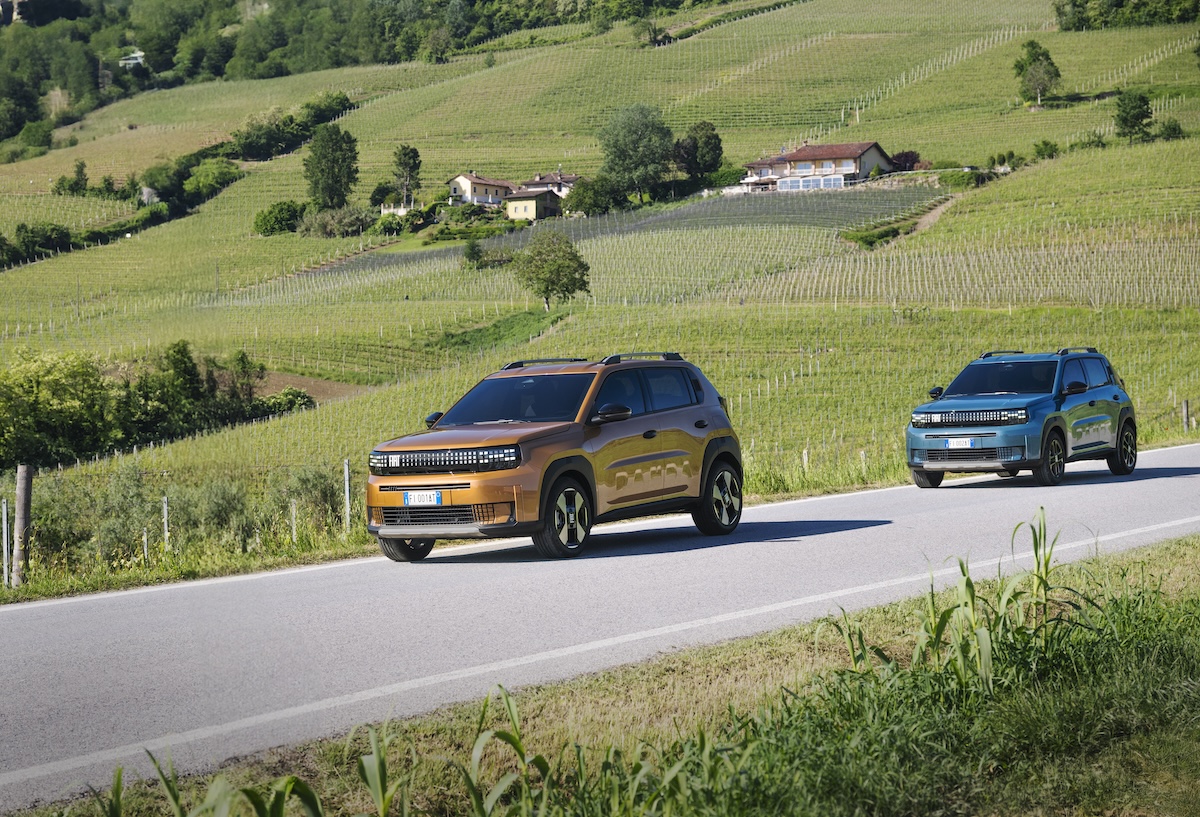 FIAT Grande Panda vince il Red Dot Award 2025 per il miglior design FIAT Grande Panda vince il Red Dot Award 2025 per il miglior design