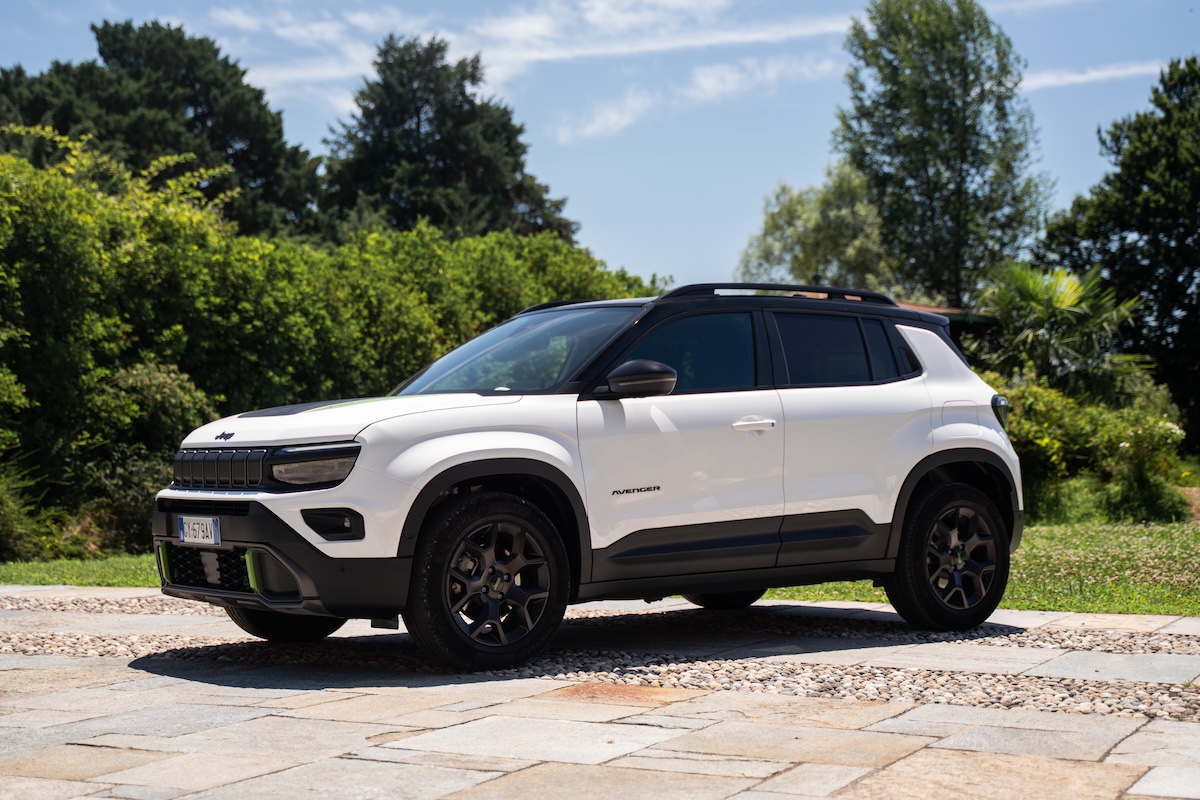 Jeep Avenger 4xe protagonista ai 105 Xmasters 2025 tra sport e avventura Jeep Avenger 4xe protagonista ai 105 Xmasters 2025 tra sport e avventura