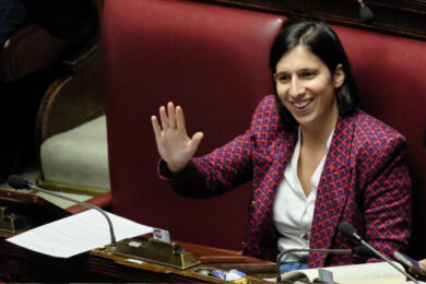 Pd: conti in attivo nel 2024, Schlein guida classifica degli eletti finanziatori. Il nodo dei morosi parlamentari (‘buco’ di circa mezzo milione di euro)