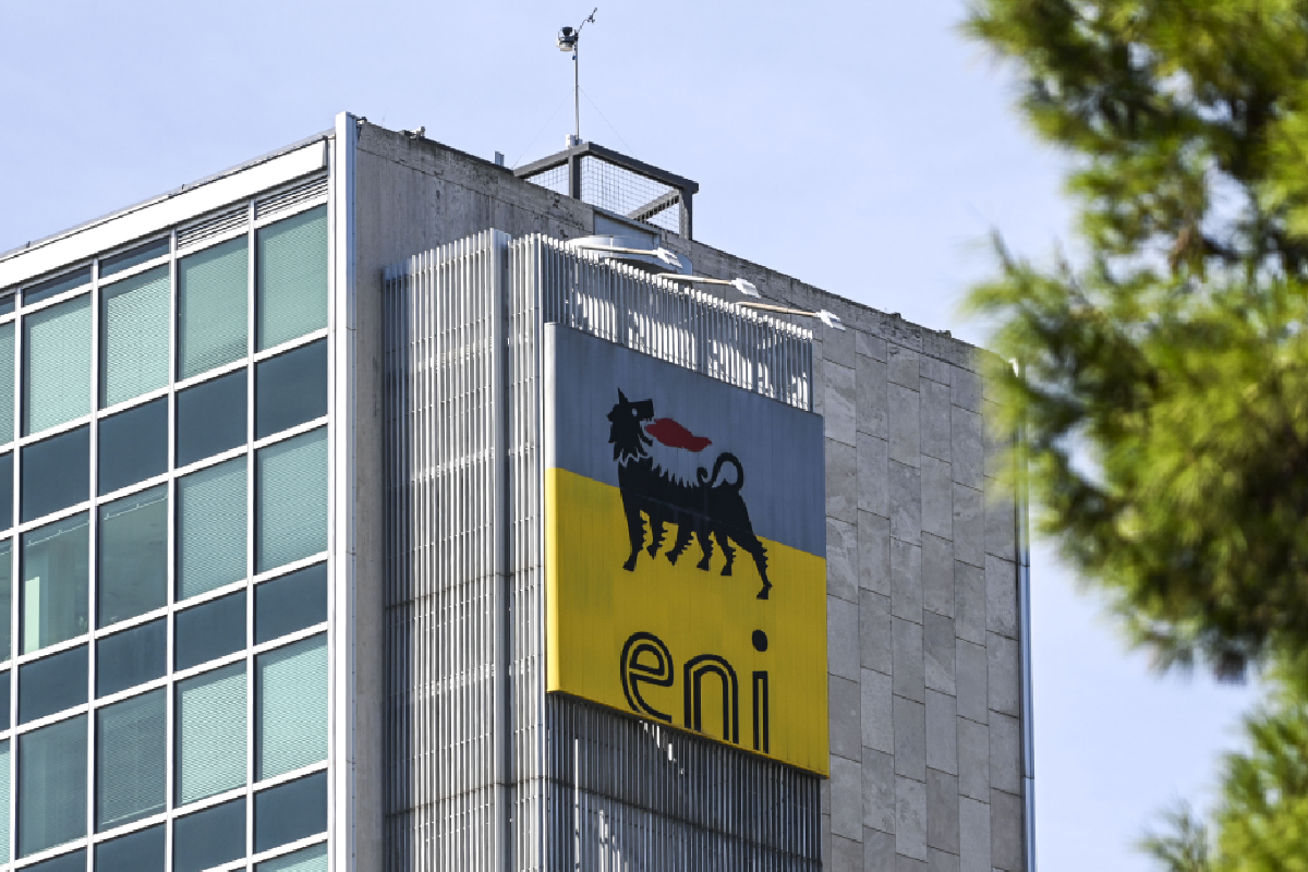 Eni, al via la nuova campagna con la Polizia di Stato per il contrasto ai crimini informatici Eni, al via la nuova campagna con la Polizia di Stato per il contrasto ai crimini informatici