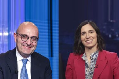 Dazi, Pd: “Genuflessione di fronte a Trump miseramente fallita. Meloni si è finta morta, come un opossum”