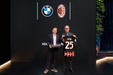AC Milan e BMW rinnovano la partnership tra sport e sostenibilità