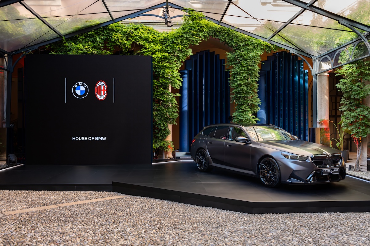 AC Milan e BMW rinnovano la partnership tra sport e sostenibilità