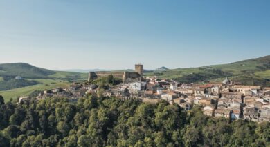 Immobiliare/ Invasione di stranieri in Italia, ma per la vecchiaia. Il 46% compra casa per la pensione