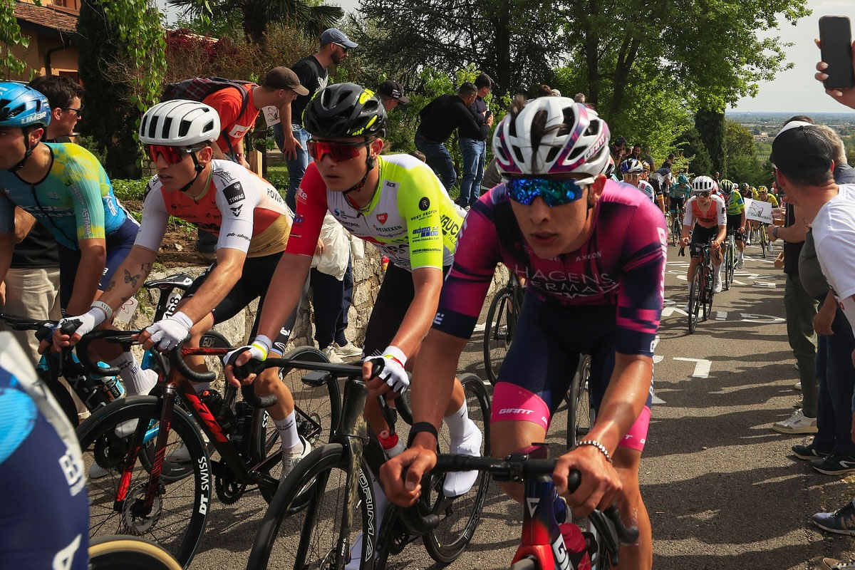 Chi era Samuele Privitera, il giovane campione del ciclismo morto ad Aosta dopo una brutta caduta. FOTO Chi era Samuele Privitera, il giovane campione del ciclismo morto ad Aosta dopo una brutta caduta. FOTO