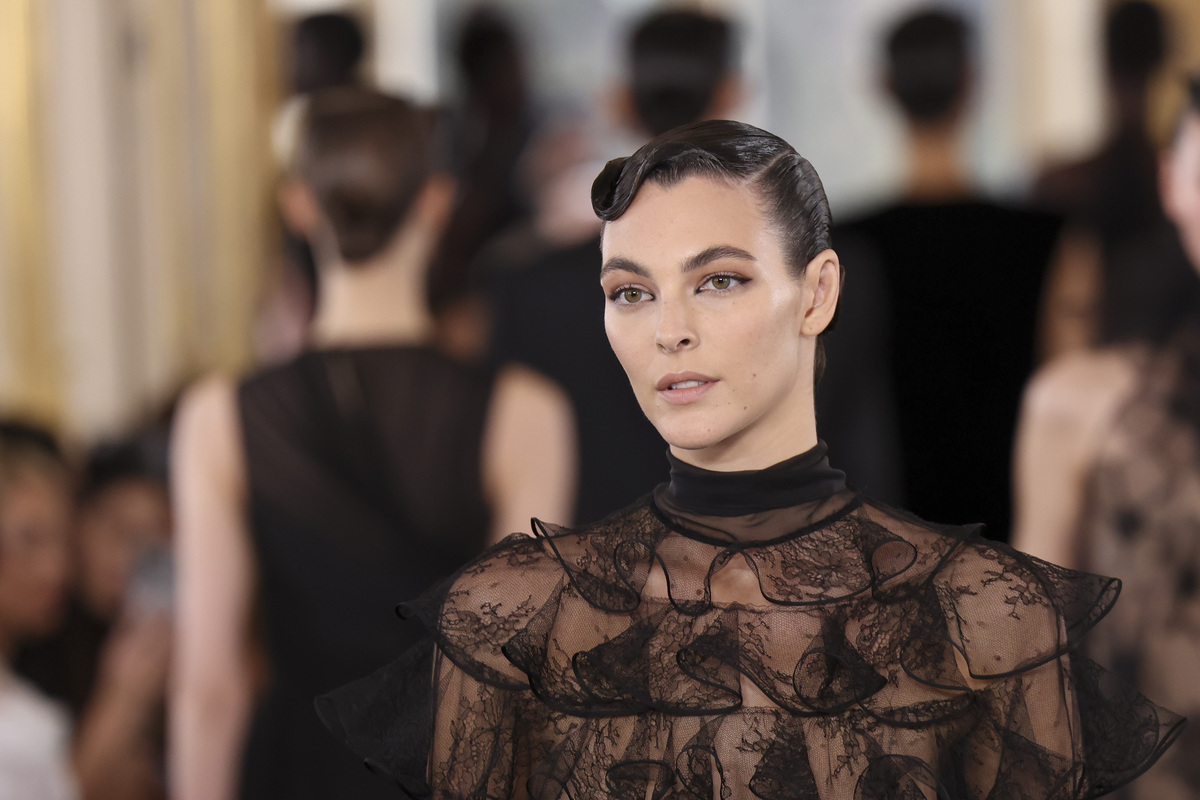 Valentino, un altro pezzo del lusso italiano sul mercato? Kering e Mayhoola valutano la vendita, ma dal Qatar arriva la smentita