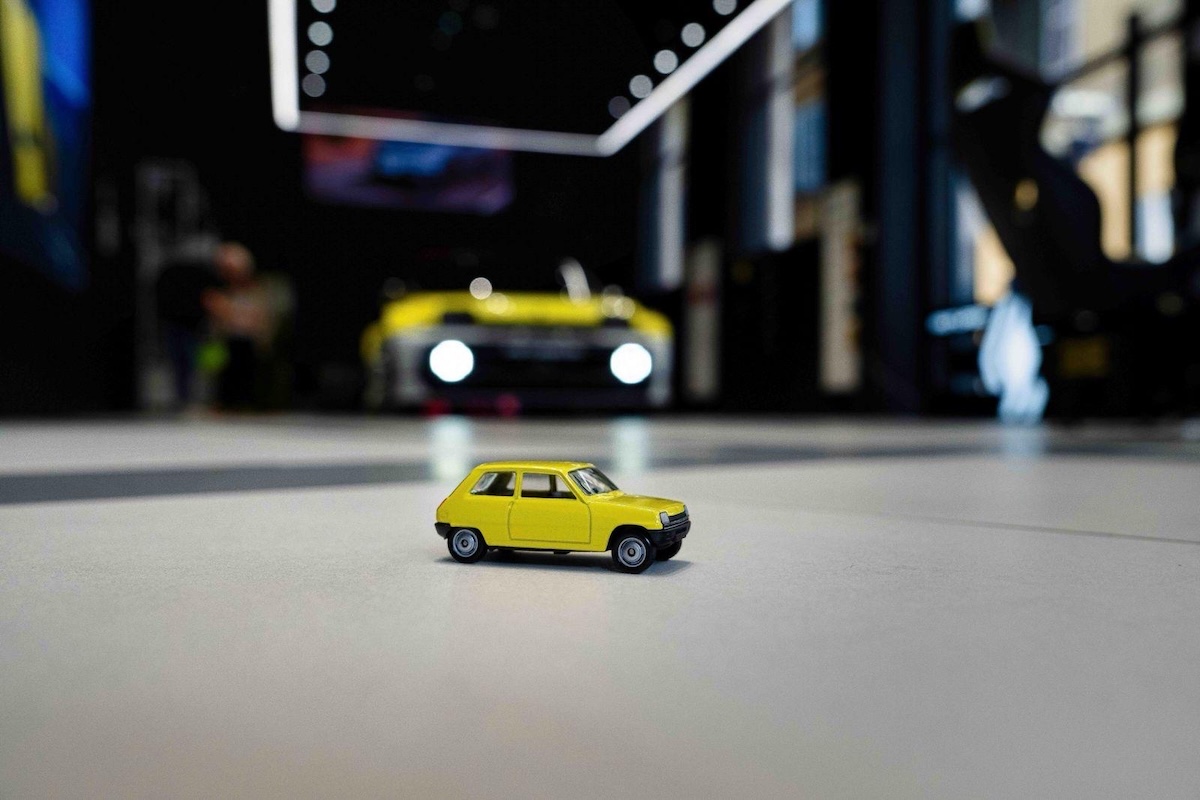 Renault 5 Turbo 3E sbarca in Italia: solo 1.980 esemplari numerati