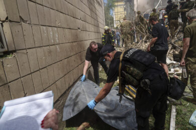 Guerra Ucraina, massiccio attacco russo con droni e missili su Kiev e Odessa: tre vittime