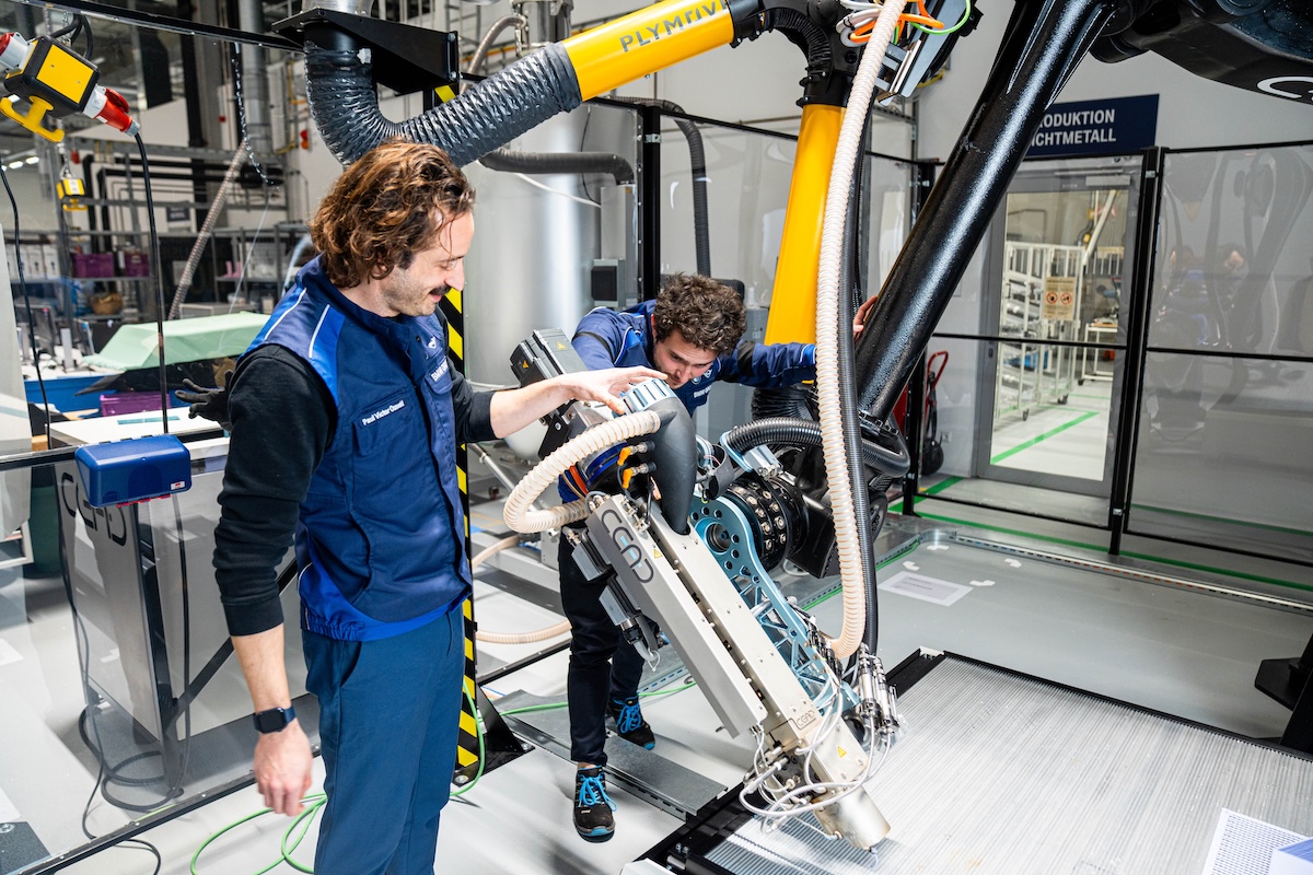 BMW rivoluziona la stampa 3D con filamento riciclato da scarti
