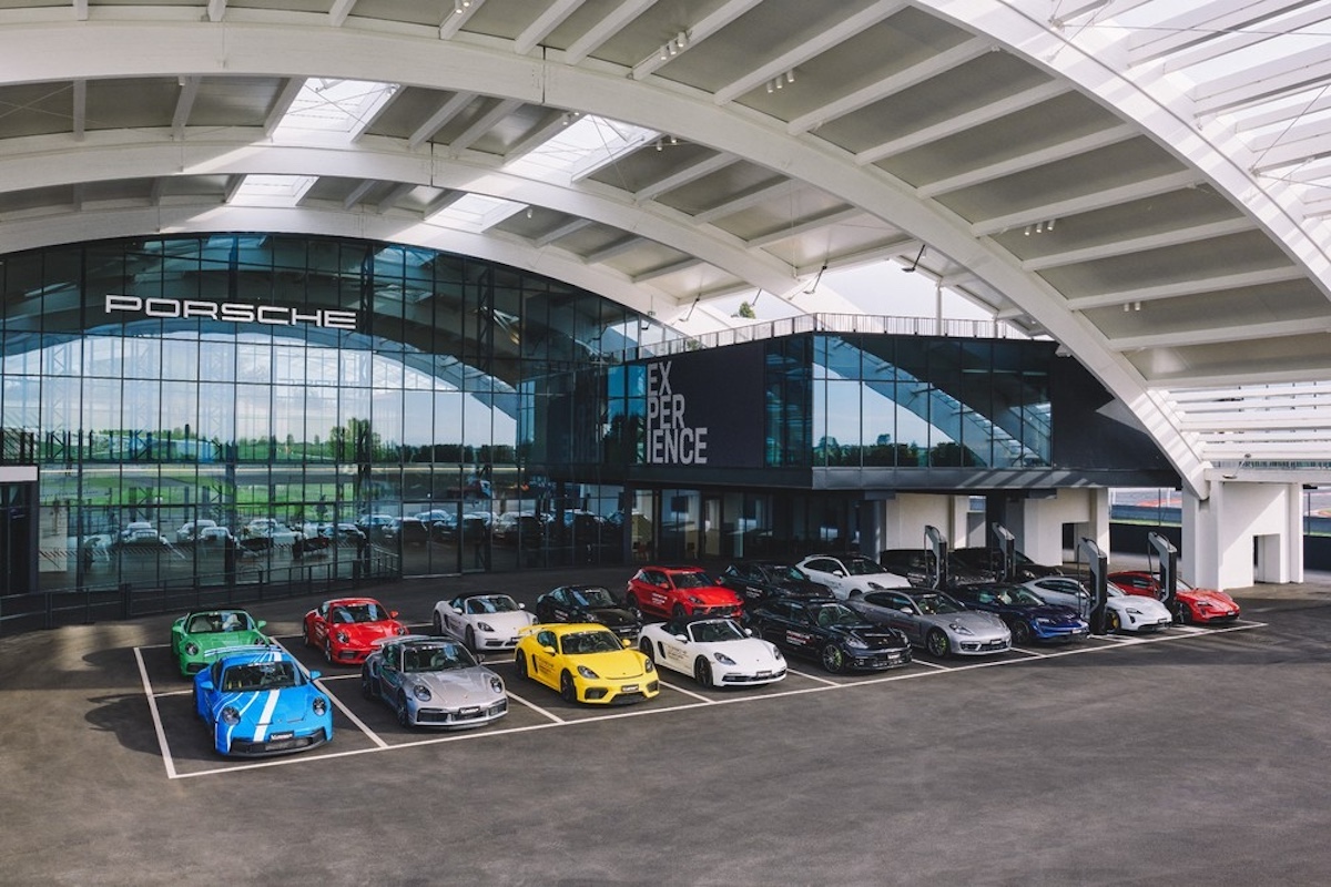 Porsche accelera sul taglio dei costi: Blume prepara un nuovo piano per il 2025