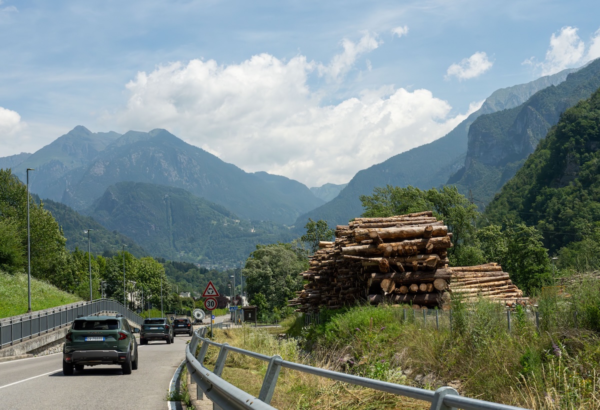 Dacia Duster: guida 4×4, design green e comfort al miglior prezzo