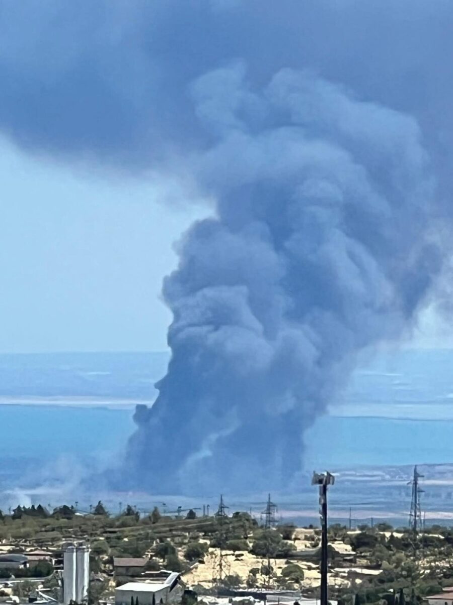 Incendi, la Puglia torna a bruciare: dal Gargano al Salento un mare di verde in fumo
