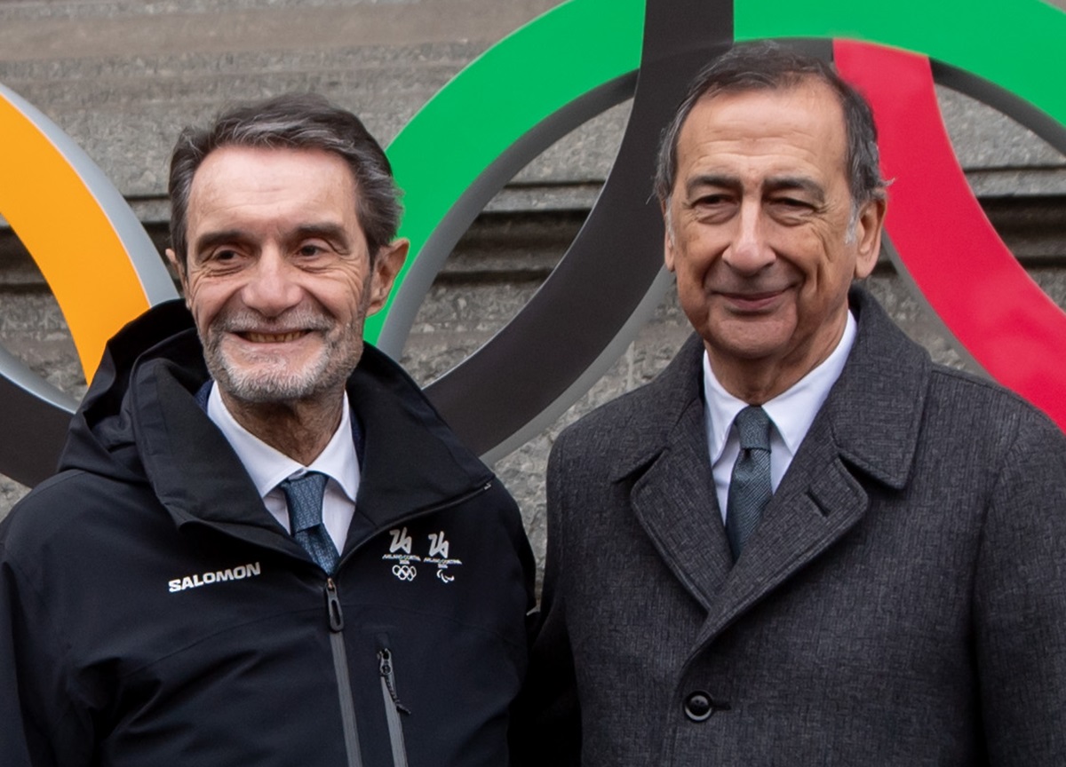 Urbanistica, Fontana difende Sala: “Presunzione d’innocenza, l’ho chiamato e gli ho espresso la mia vicinanza” Urbanistica, Fontana difende Sala: “Presunzione d’innocenza, l’ho chiamato e gli ho espresso la mia vicinanza”
