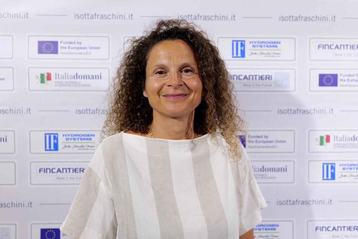 Isotta Fraschini Motori e Fincantieri, inaugurata a Bari la nuova area produzione Isotta Fraschini Motori e Fincantieri, inaugurata a Bari la nuova area produzione
