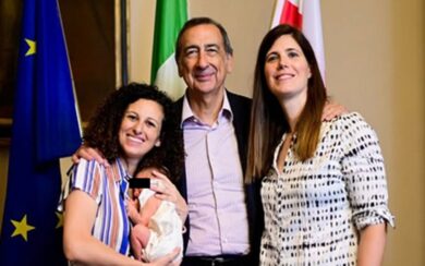 Genitori Lgbt, Sala: “Ho registrato con gioia la nascita di figli da due mamme”