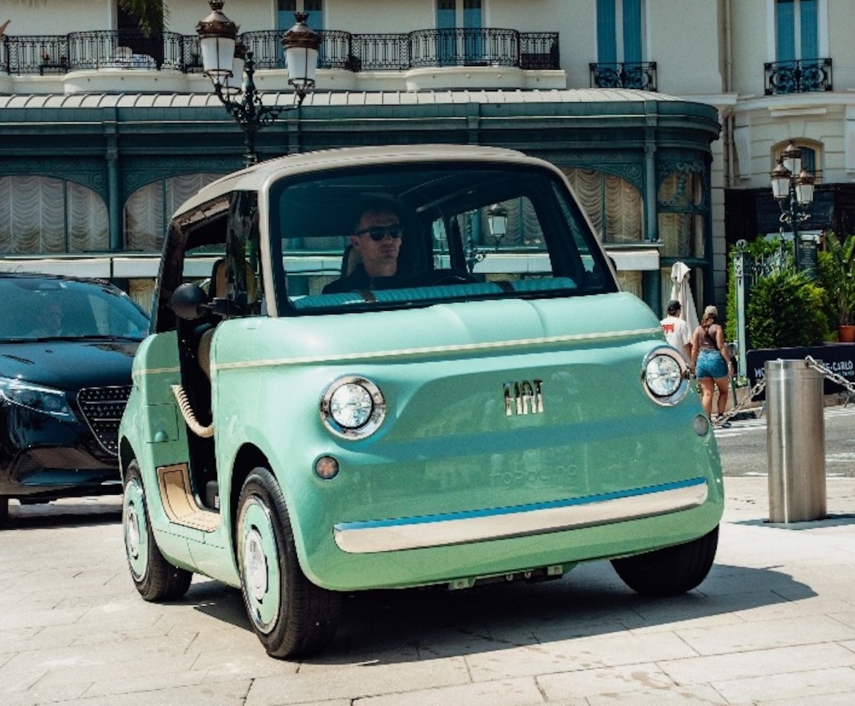 Topolino Riviera e Dolcevita: due creazioni bespoke firmate Aznom Topolino Riviera e Dolcevita: due creazioni bespoke firmate Aznom