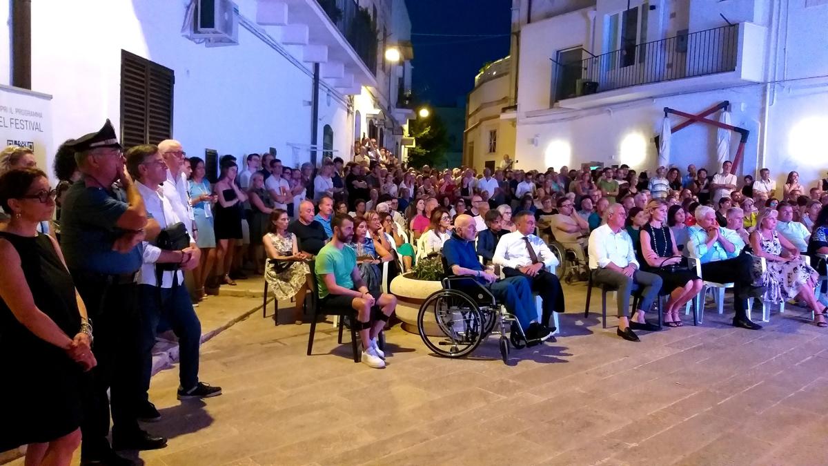 ‘Chiostri e Inchiostri 2025’ al via il Festival di mezza estate a Noci